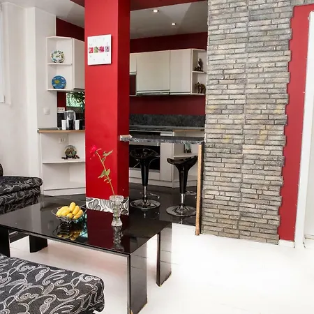 Sweet Apartment