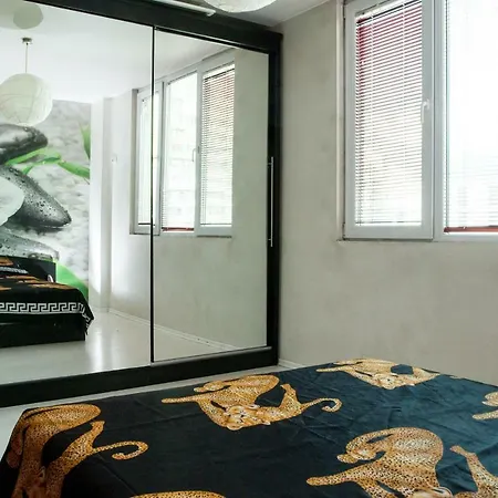 Sweet Apartment